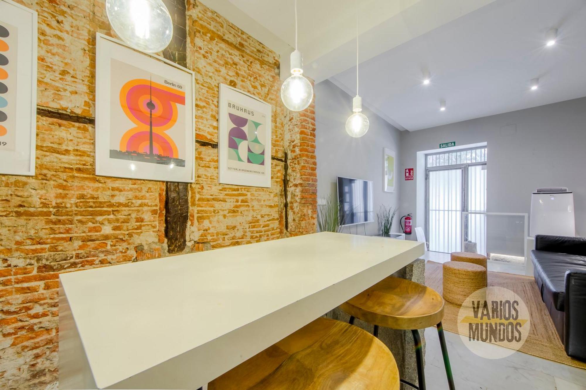 Cool Duplex Bajo Apt 7Pax Cerca De Tirso De Molina E2 Madrid Buitenkant foto