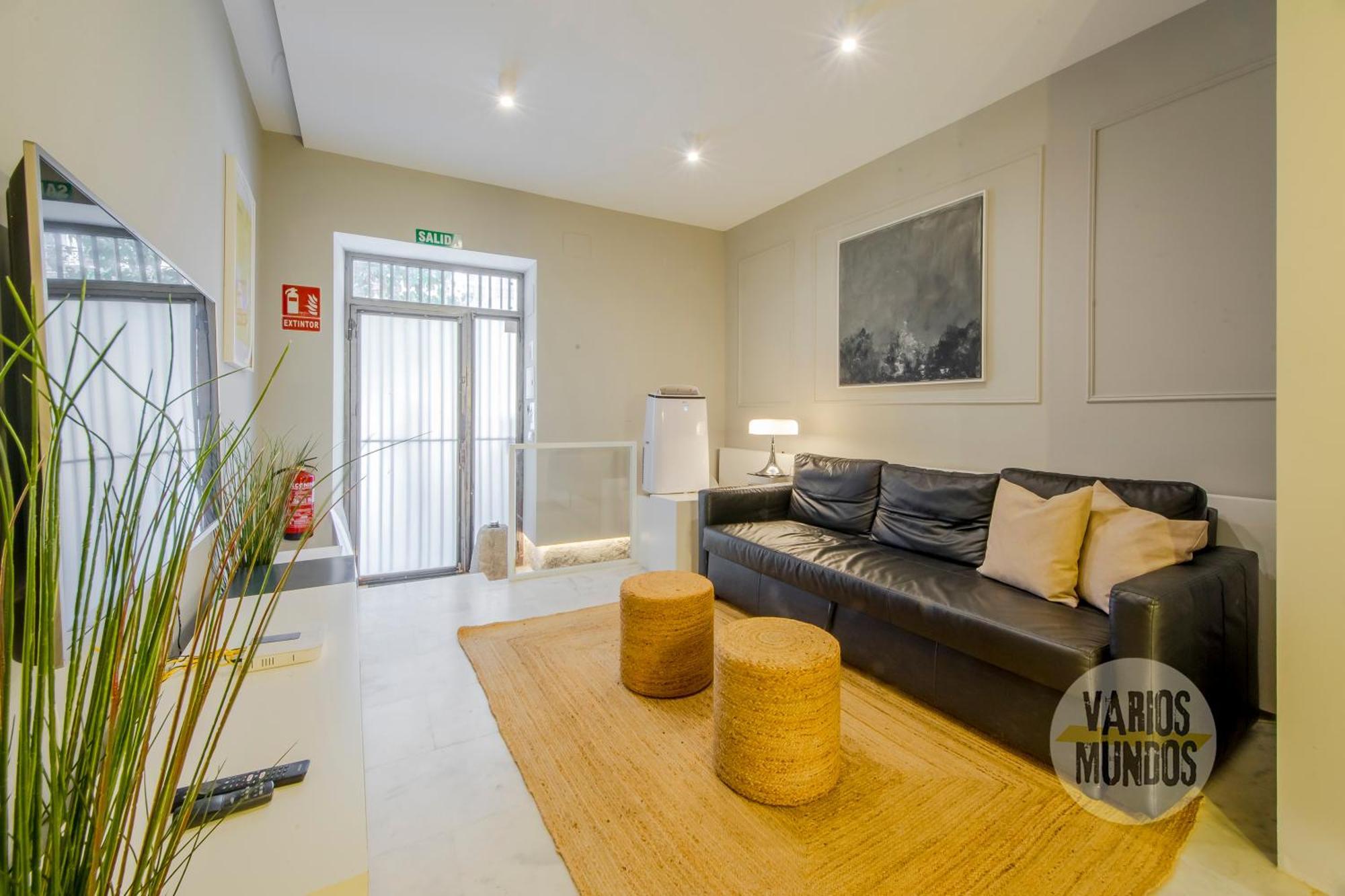 Cool Duplex Bajo Apt 7Pax Cerca De Tirso De Molina E2 Madrid Buitenkant foto